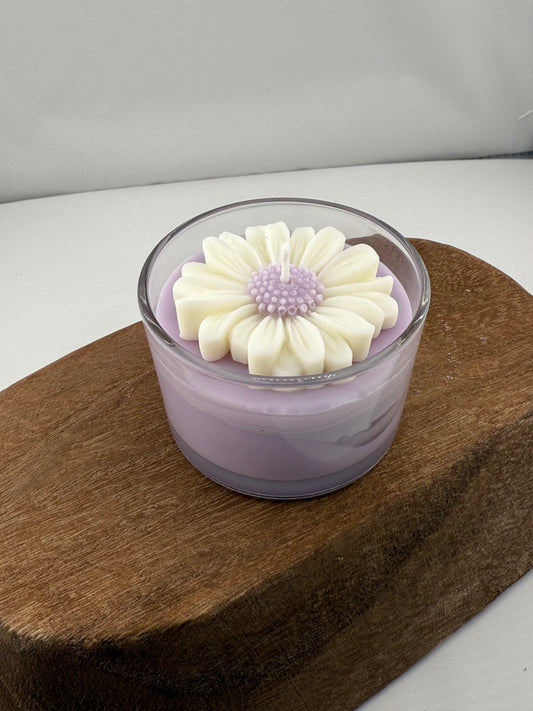 💜 Lavender Daisy Candle