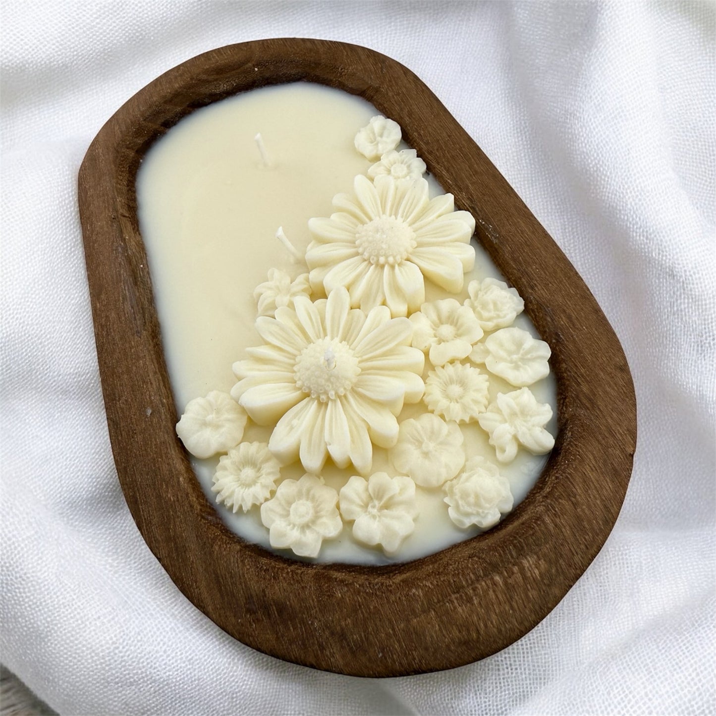 Rustic Vanilla Floral Dough Bowl Candle